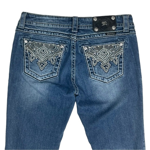 MISS ME EASY BOOT RHINESTONE EMBROIDERED DISTRESSED BOOTCUT JEANS - Picture 7 of 15